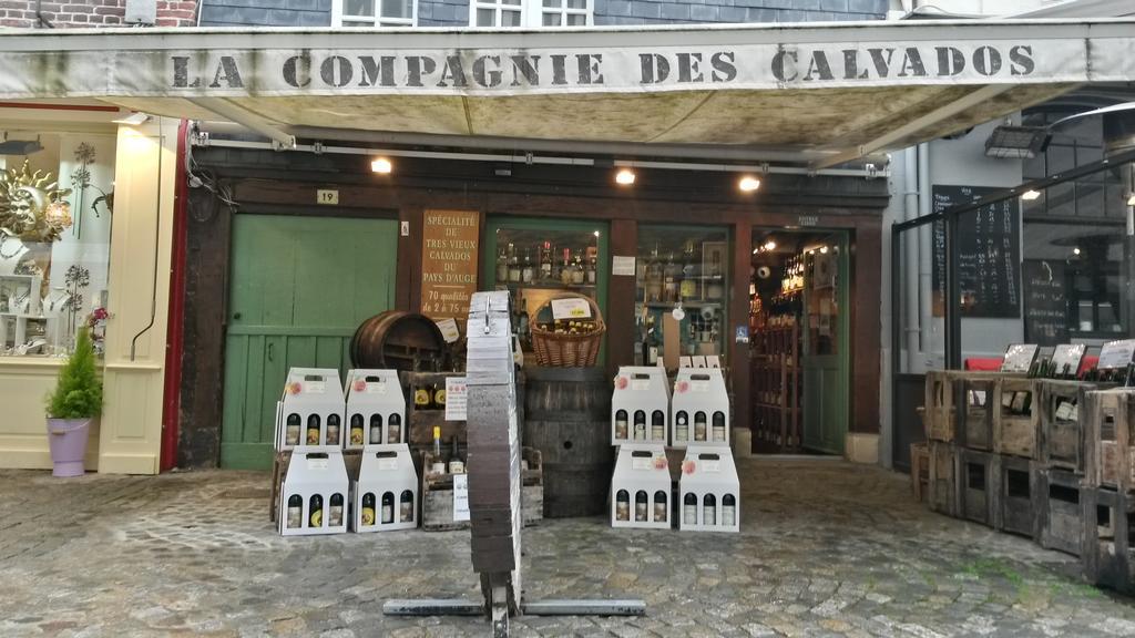 Apartamento La Petite Fugue Honfleur Exterior foto
